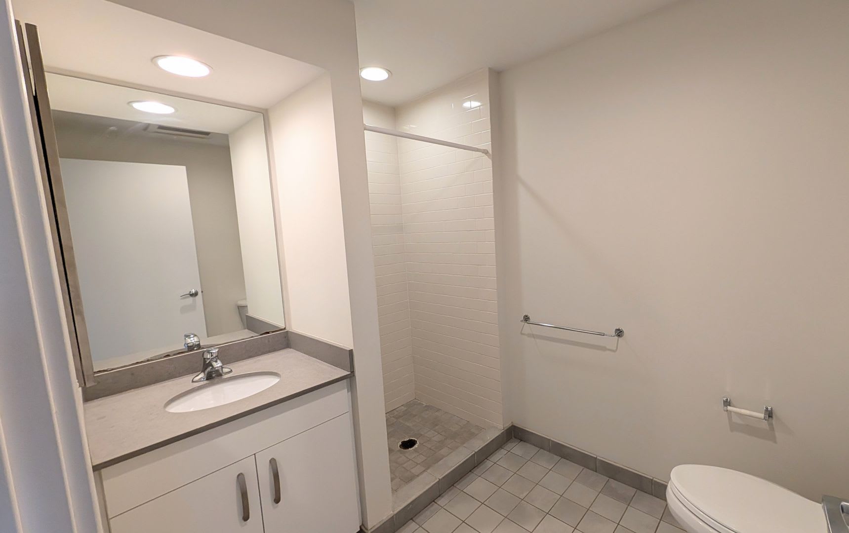 Bright Renovated 1 Bed In The South End – photo 4