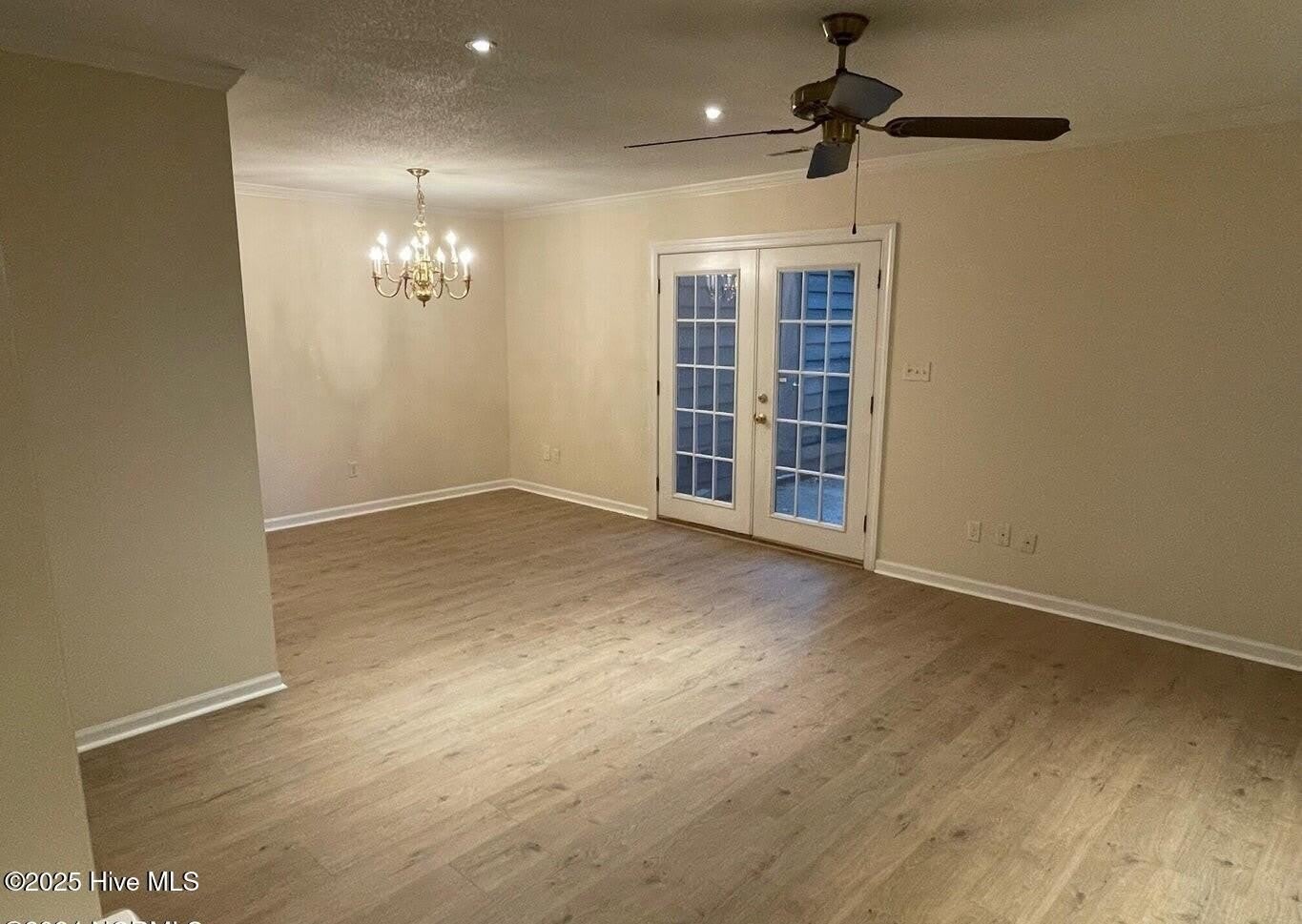 904 Persimmon Place – photo 4