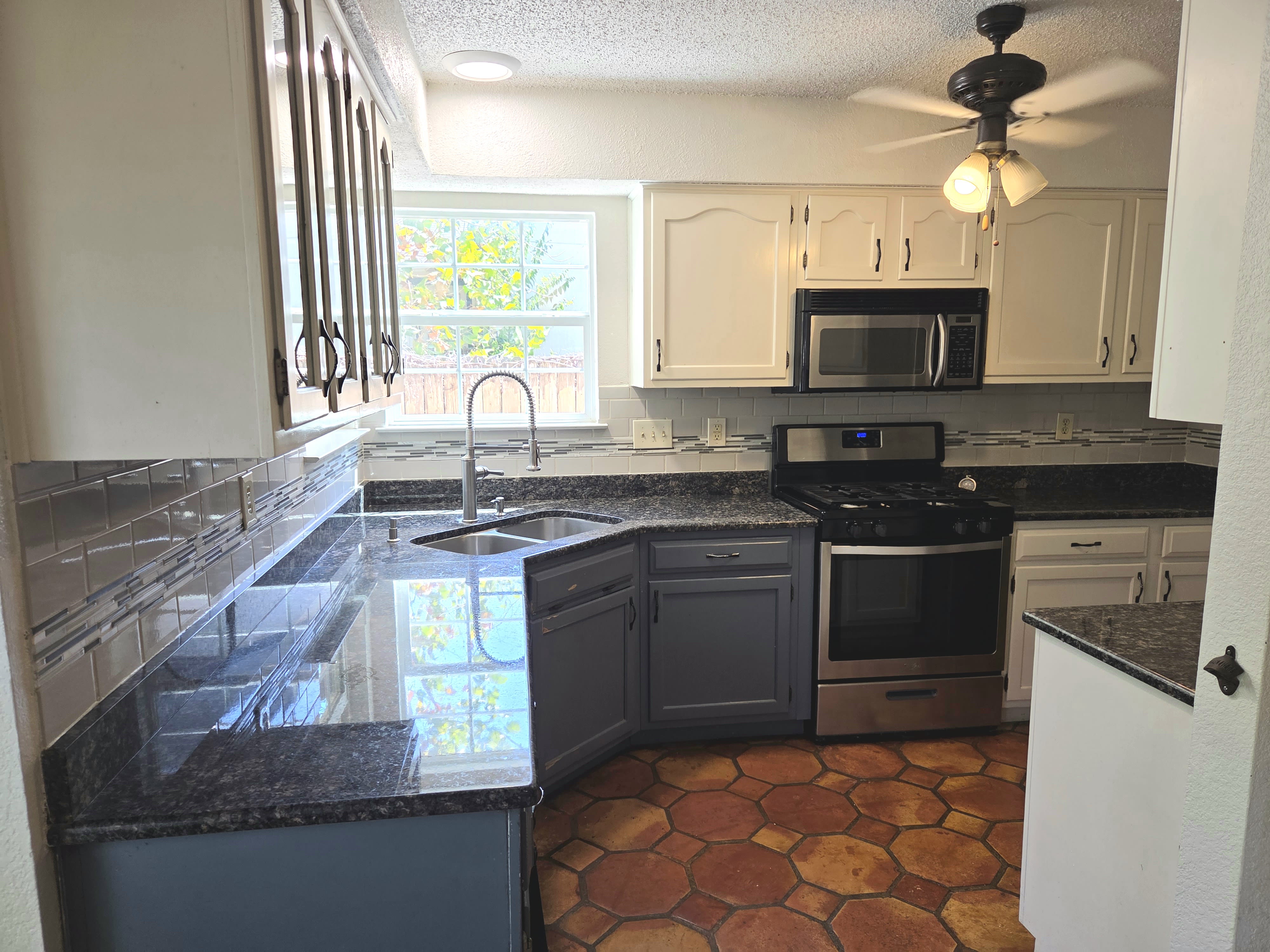 12403 Turtleback Lane – photo 5
