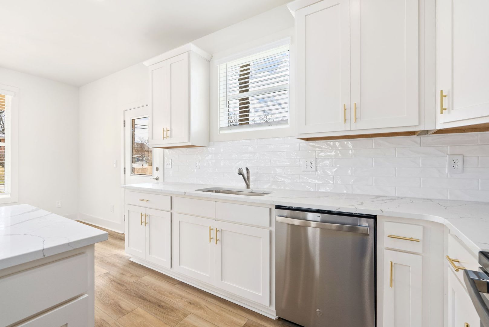 Brand new construction. – photo 4
