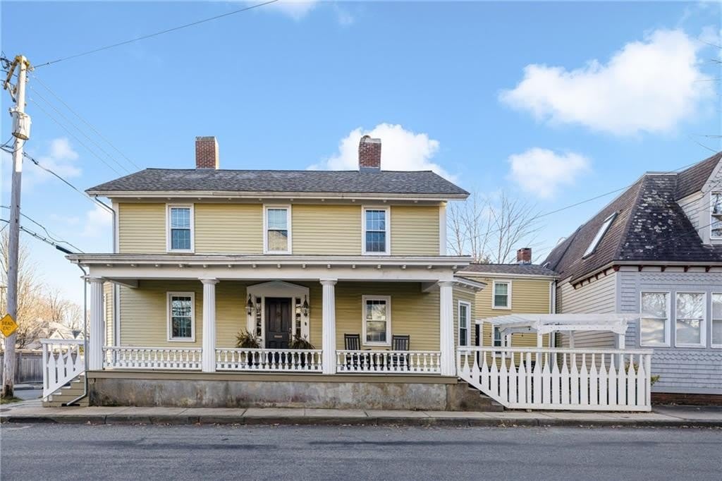 17 Old Beach Road – photo 1