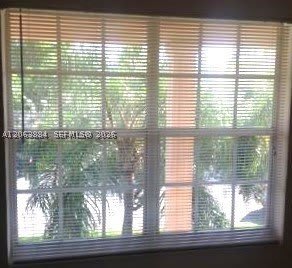 33 SALAMANCA AVE – photo 3