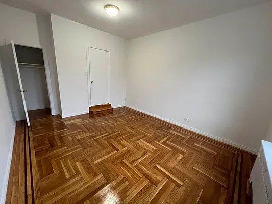 1125 Sheridan Avenue – photo 2