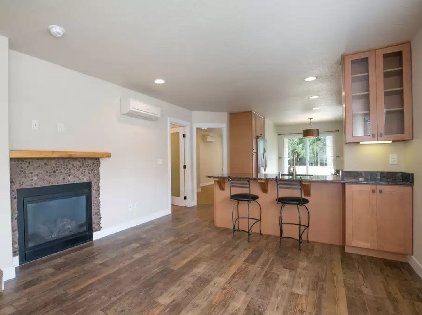 Beautiful Home in Stevenson – photo 5