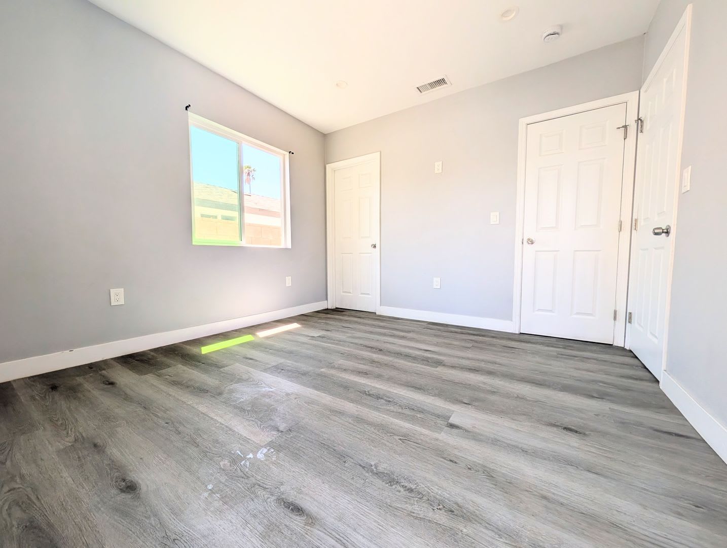 Spacious 3bed 2 Bath Back House – photo 5