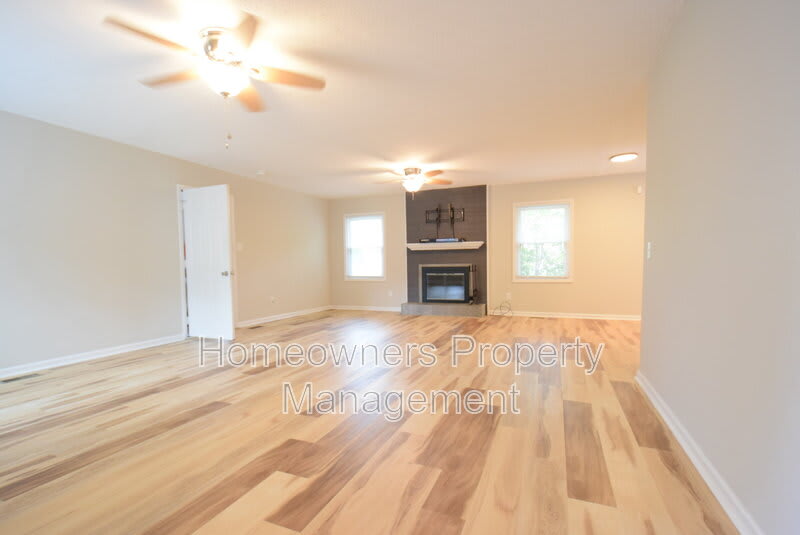 4408 Chesterbrook Dr – photo 4