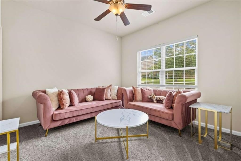 684 Armitage Way – photo 4