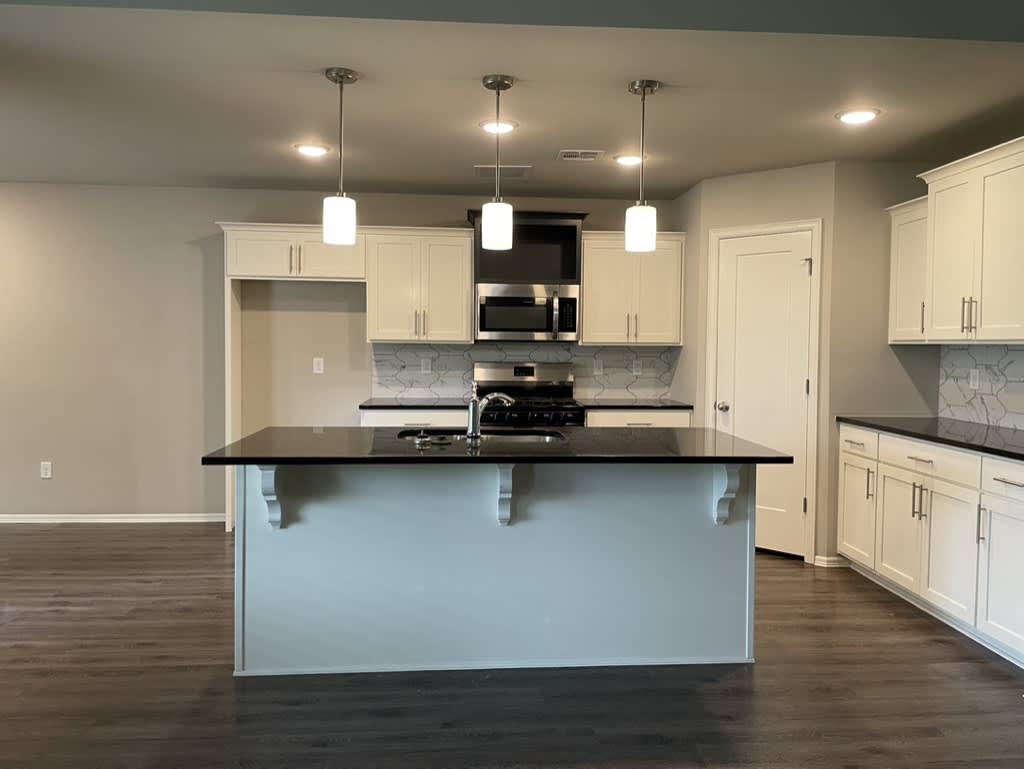 14310 S New Haven Ave – photo 3