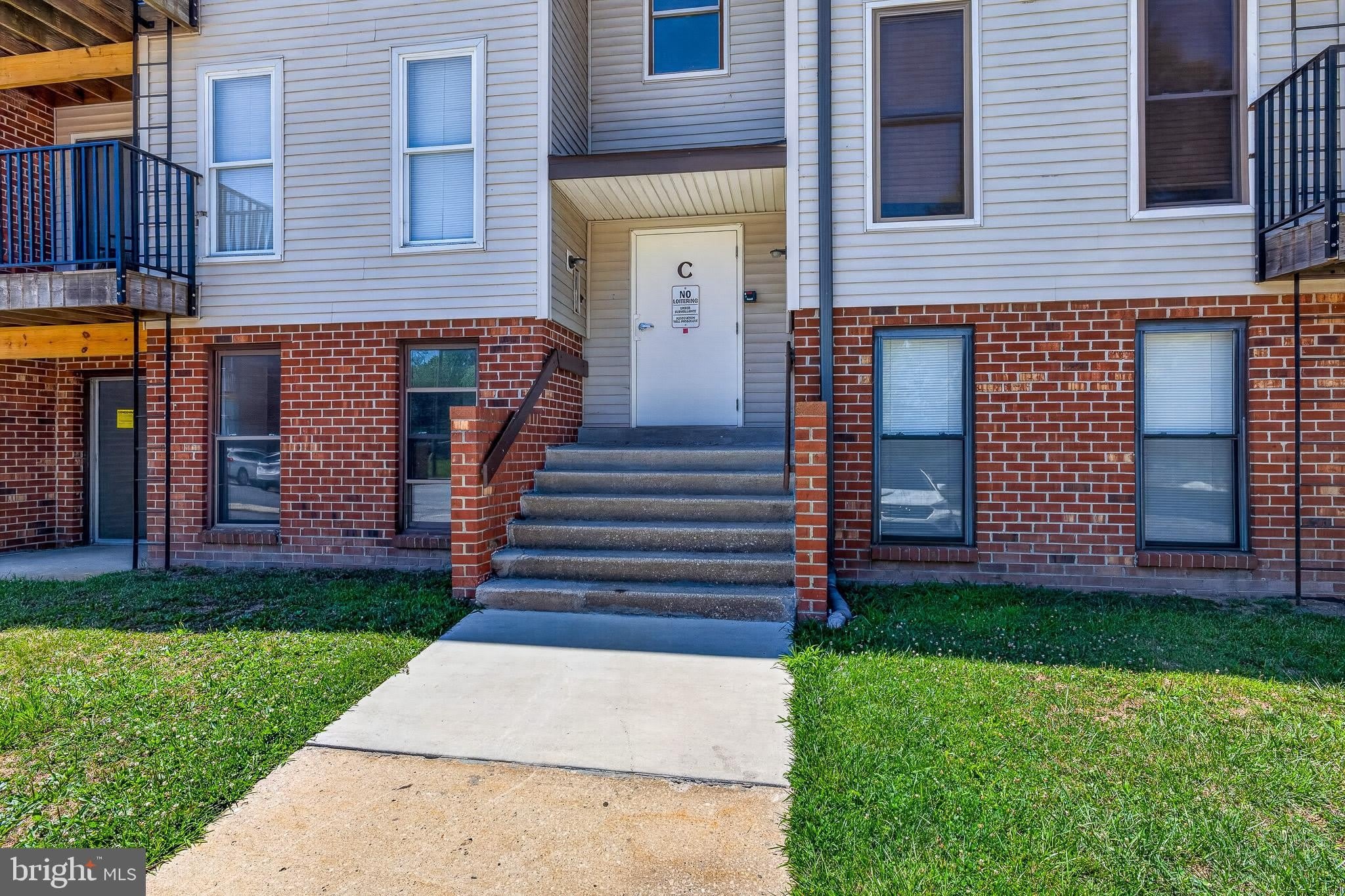 1001 WHITE OAK Road – photo 3