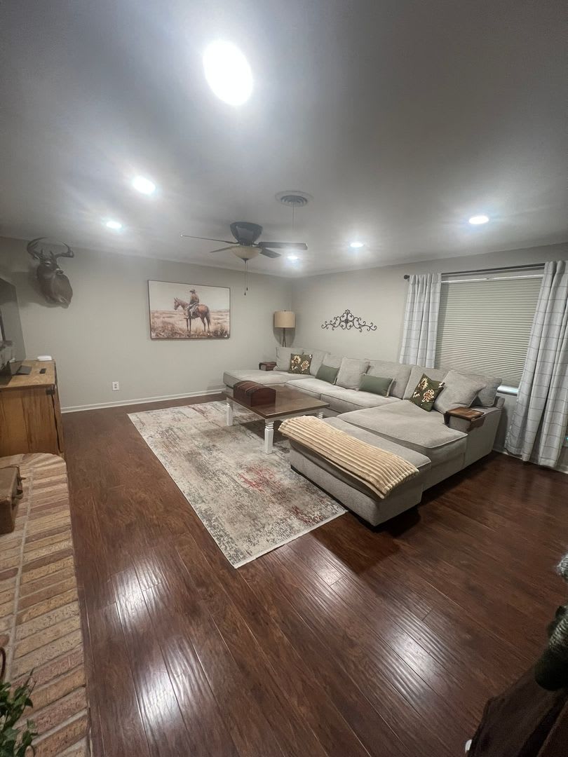 MID TERM RENTAL – photo 4