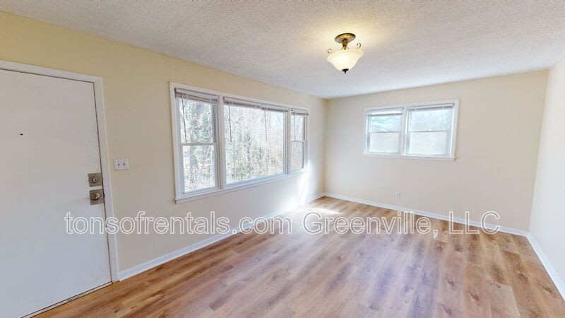 1427 C Grant Circle – photo 2