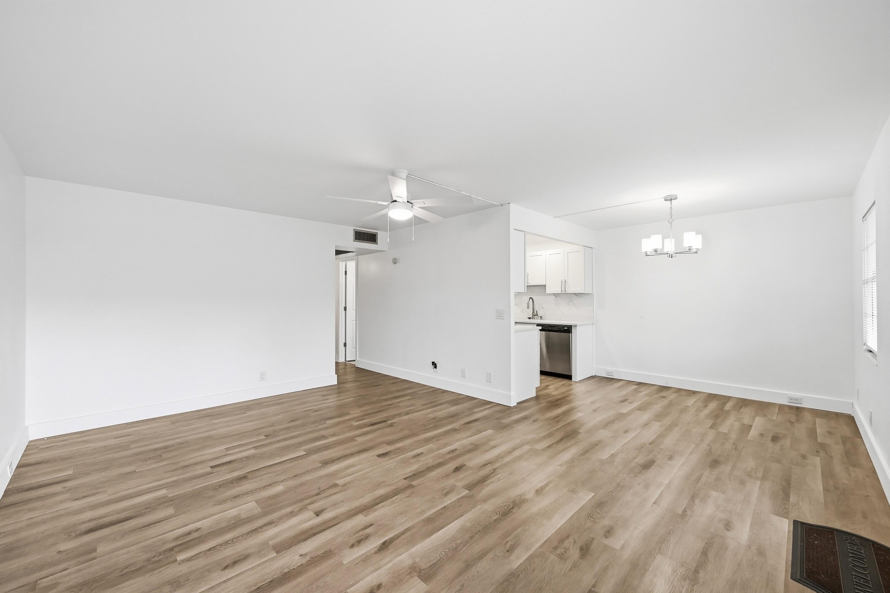 1043 Cornwall C – photo 4