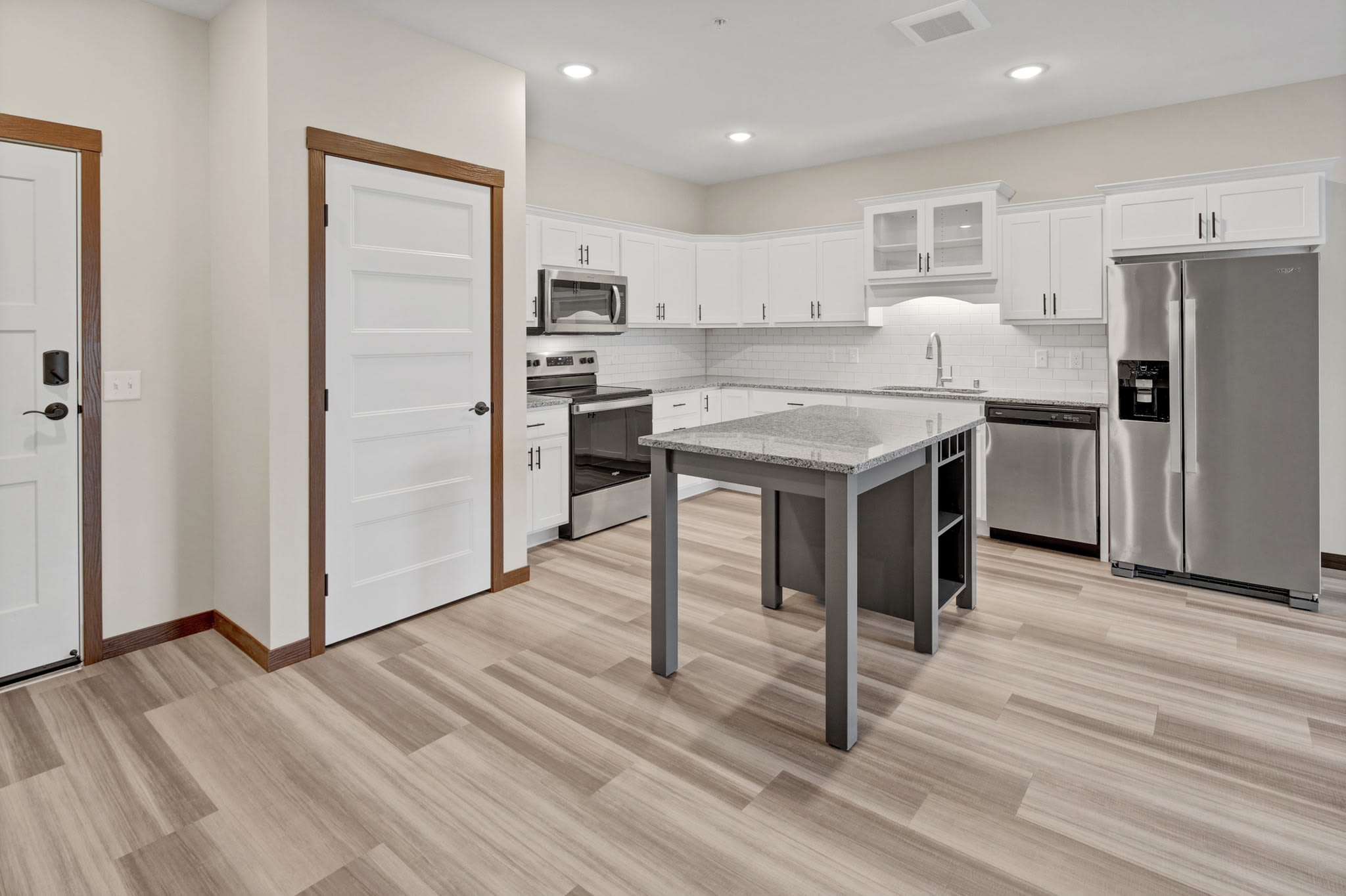 Urbana Court Apartments – photo 5