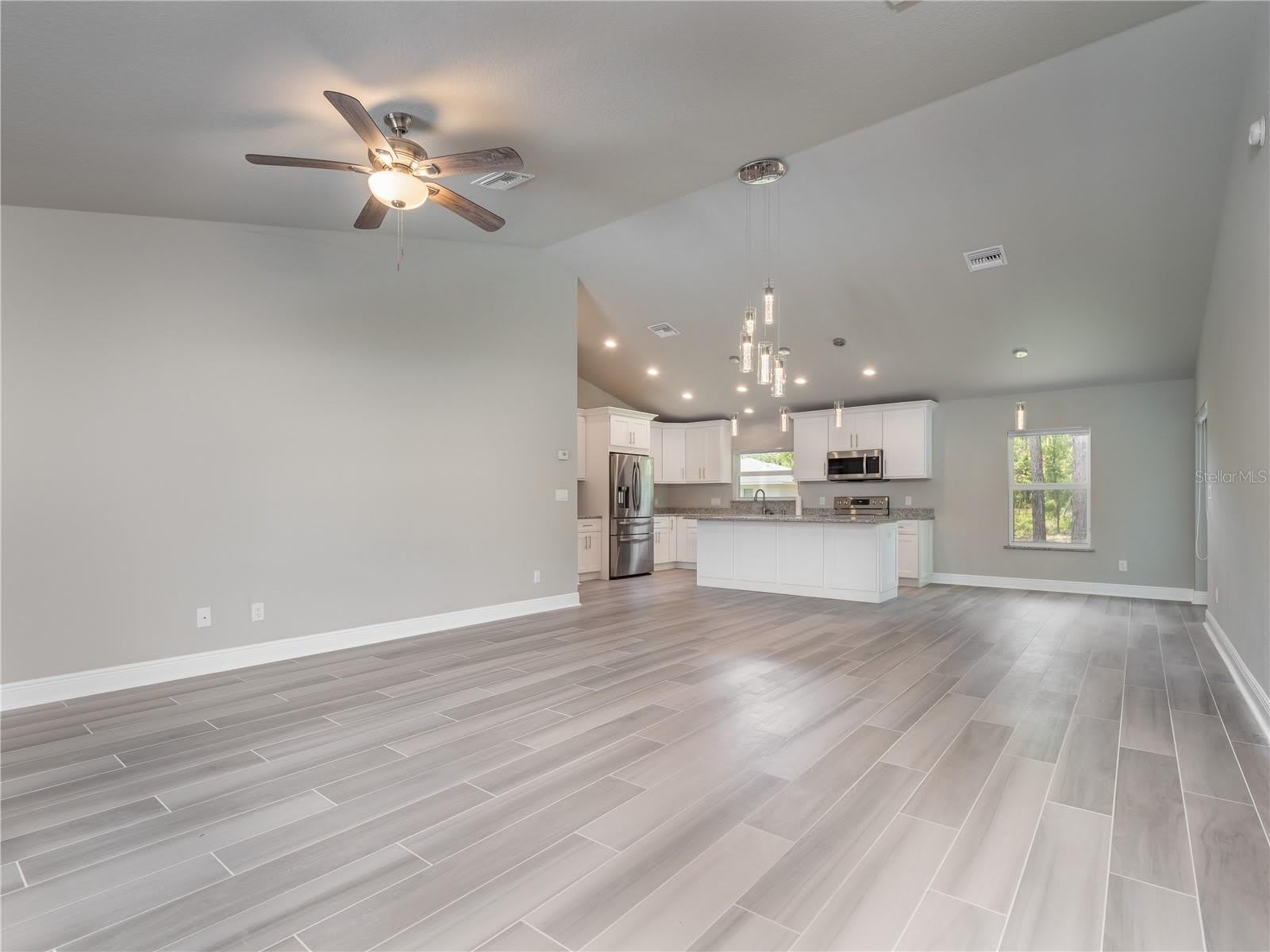 696 MARION OAKS Trail – photo 5