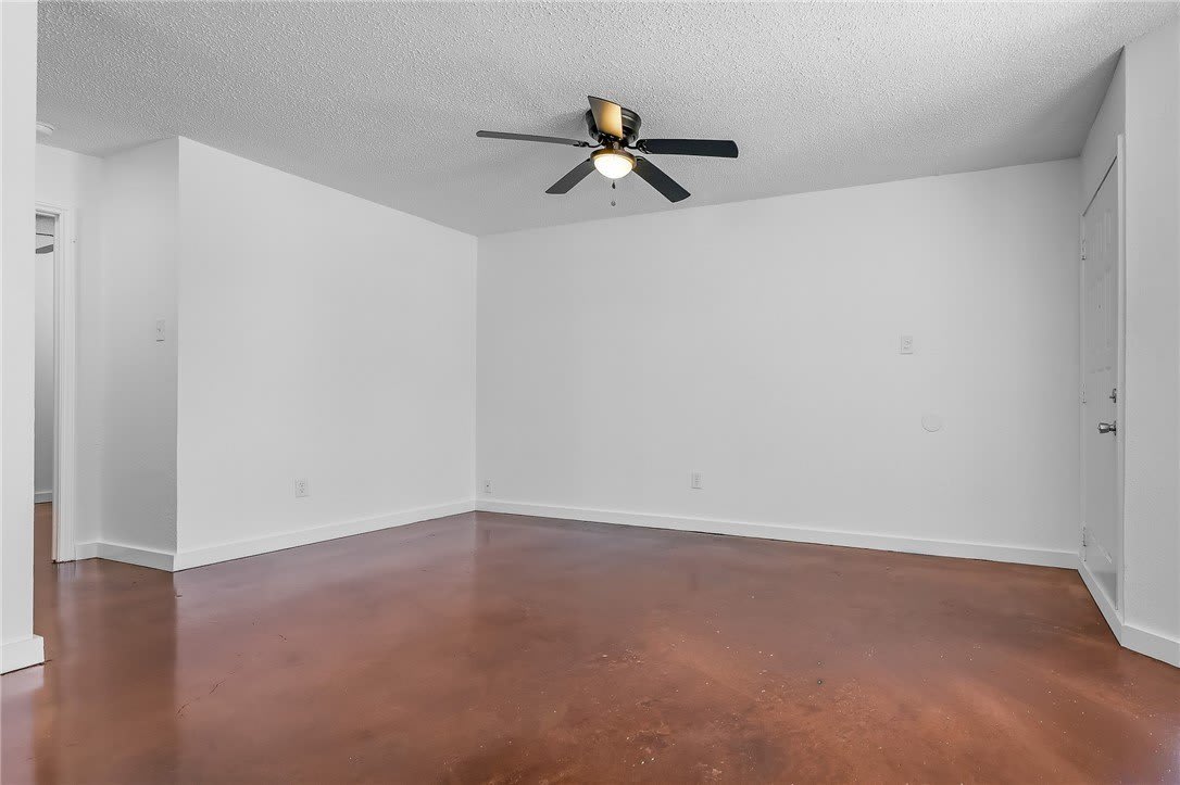 6641 Rhine Drive – photo 3