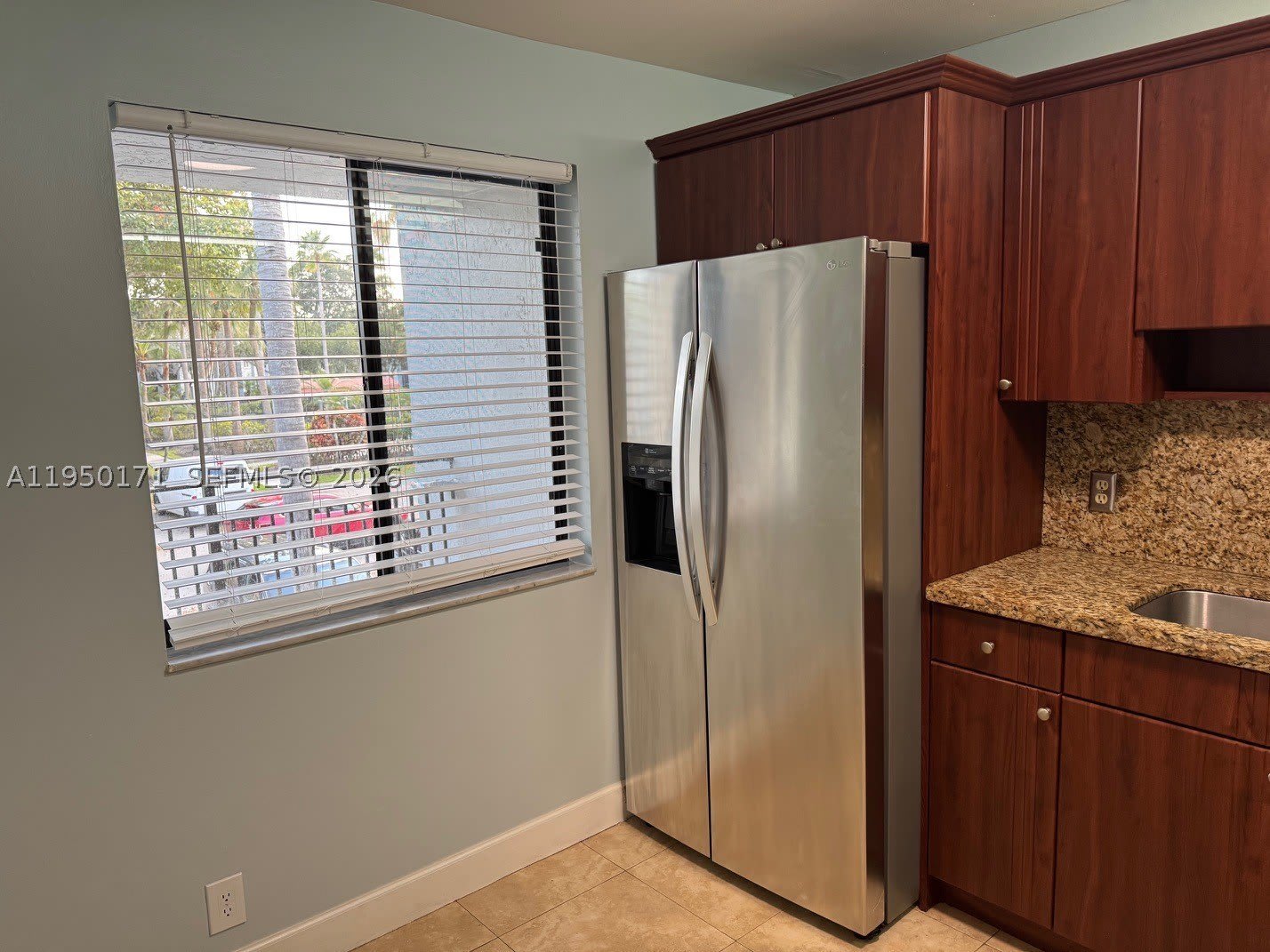 16541 Blatt Blvd – photo 3