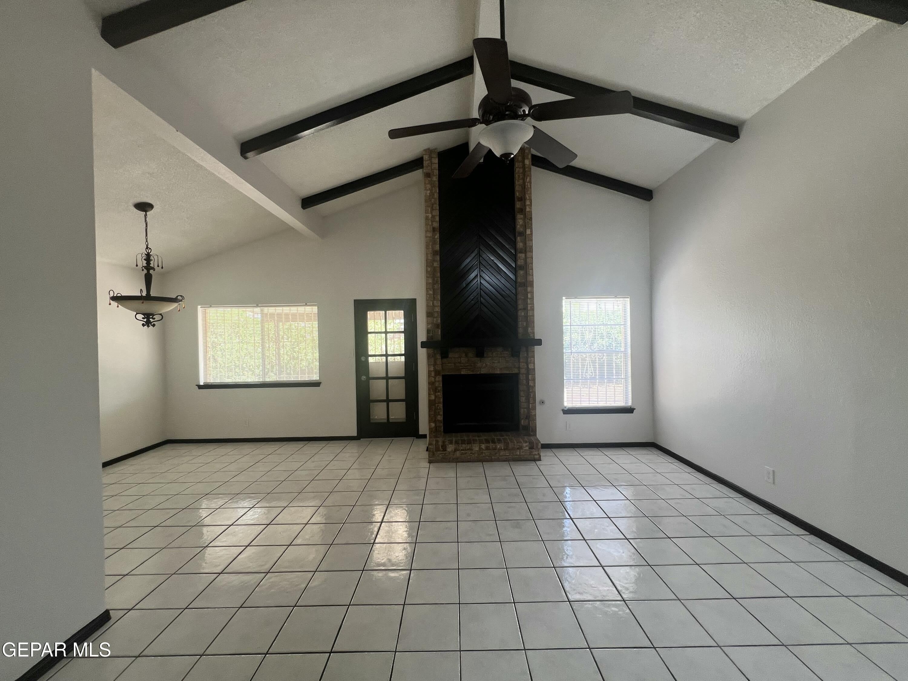 7772 Iroquois Drive – photo 2