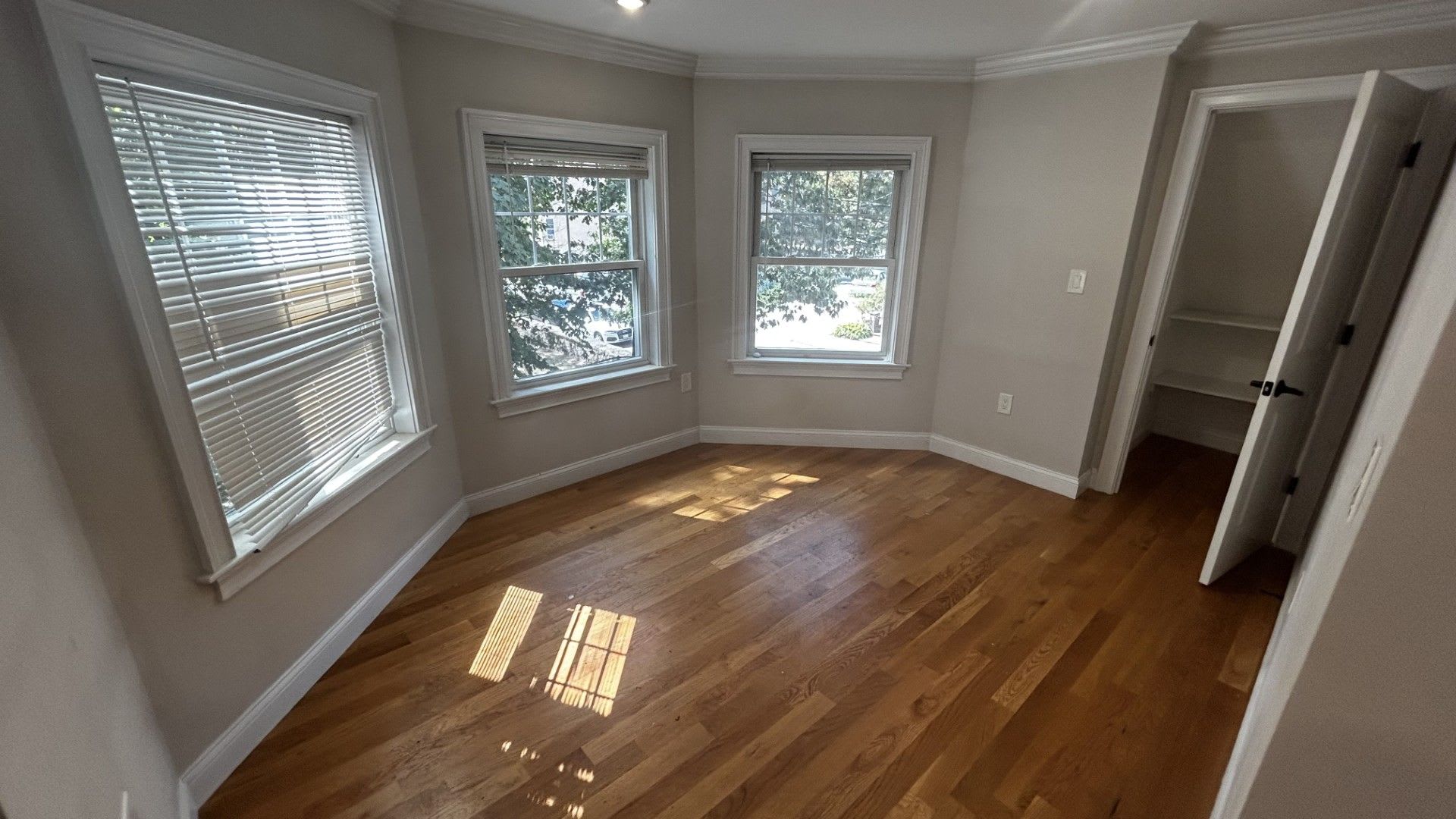 Nice 3 bed in Allston – photo 5
