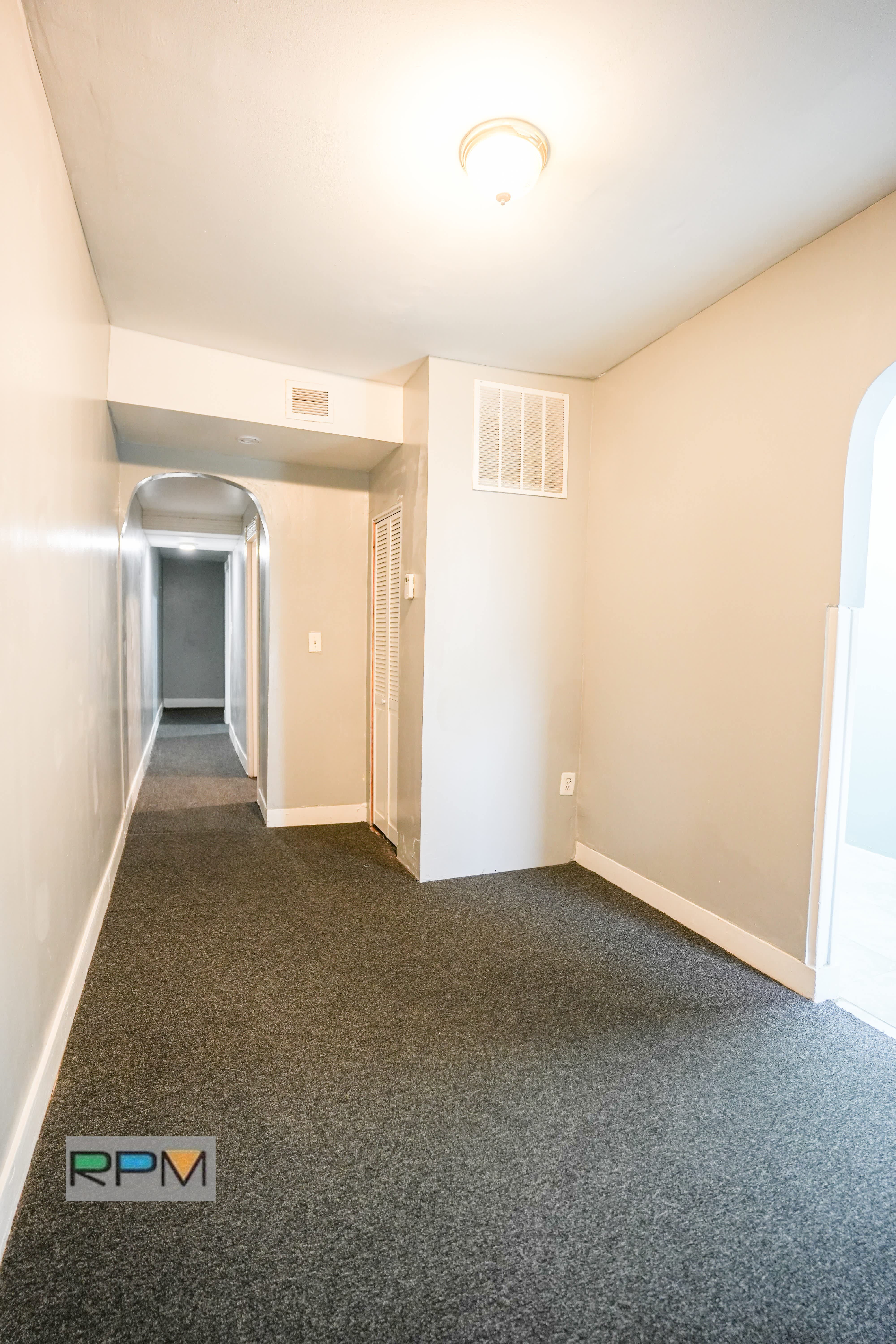 2021 W Baltimore St Apt 3 – photo 3
