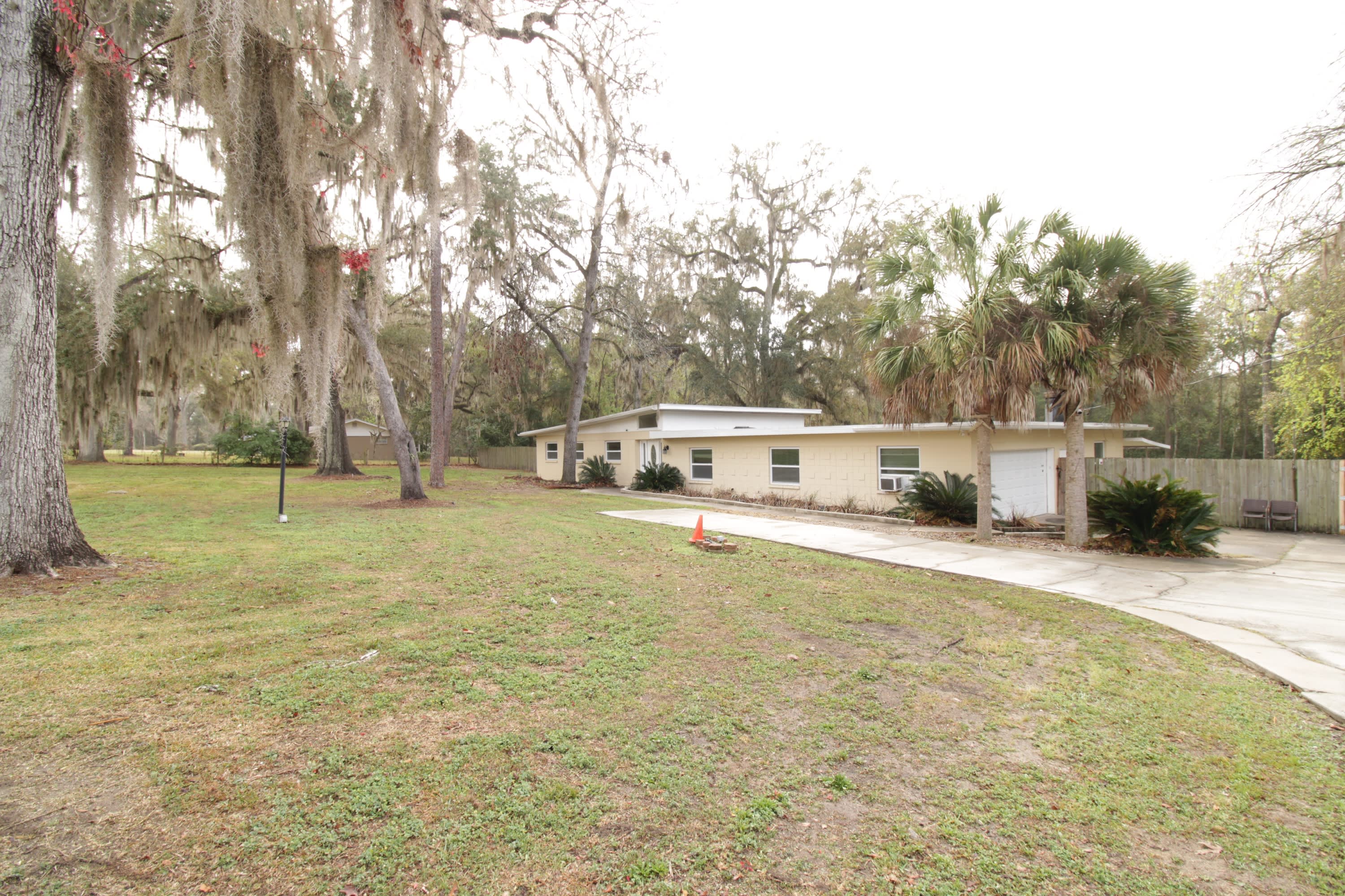 10907 Southwest 24th Avenue – photo 1