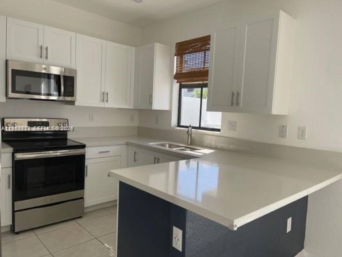 3380 W 108Th Street Hialeah Fl 33018 – photo 4