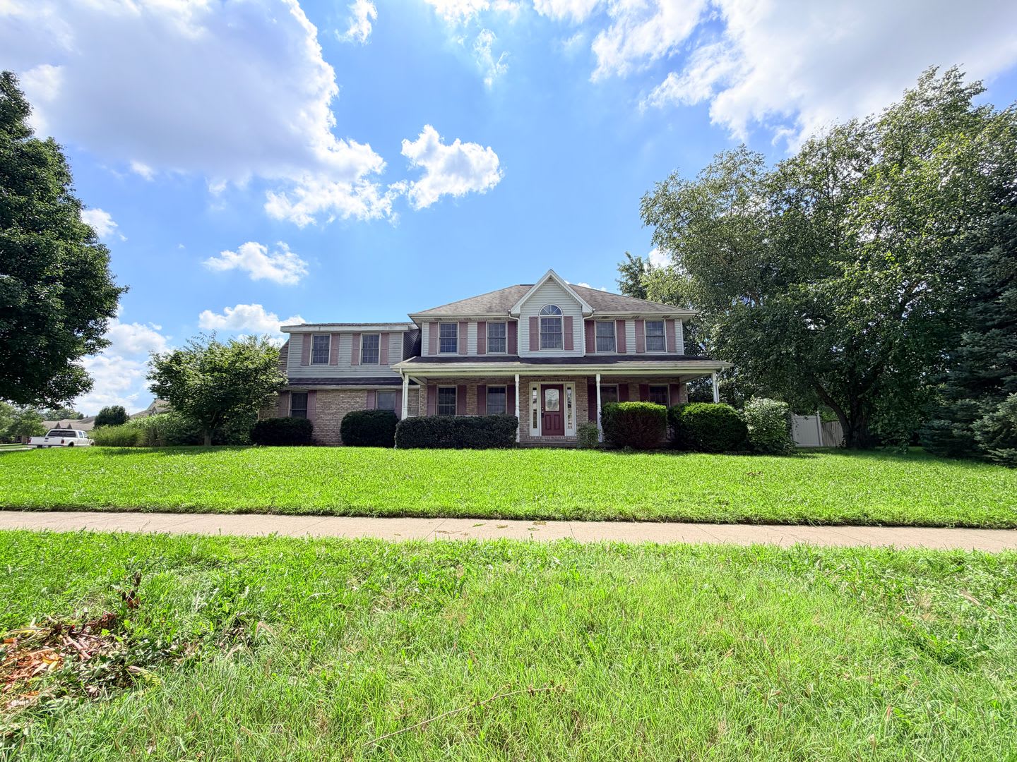 Now Showing 5 Bedroom 3 5 Bathroom Home Located At 2047 Parkside Dr In Columbus In – photo 1