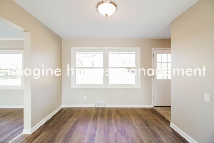 6126 Thole Road – photo 5
