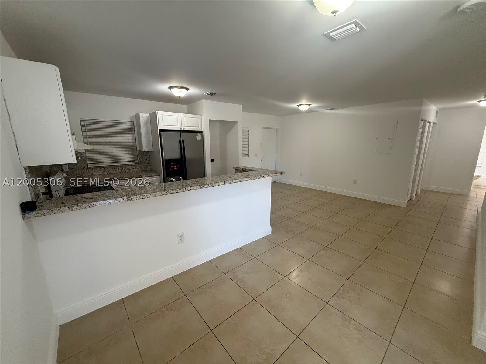 1565 NW 47th St – photo 3