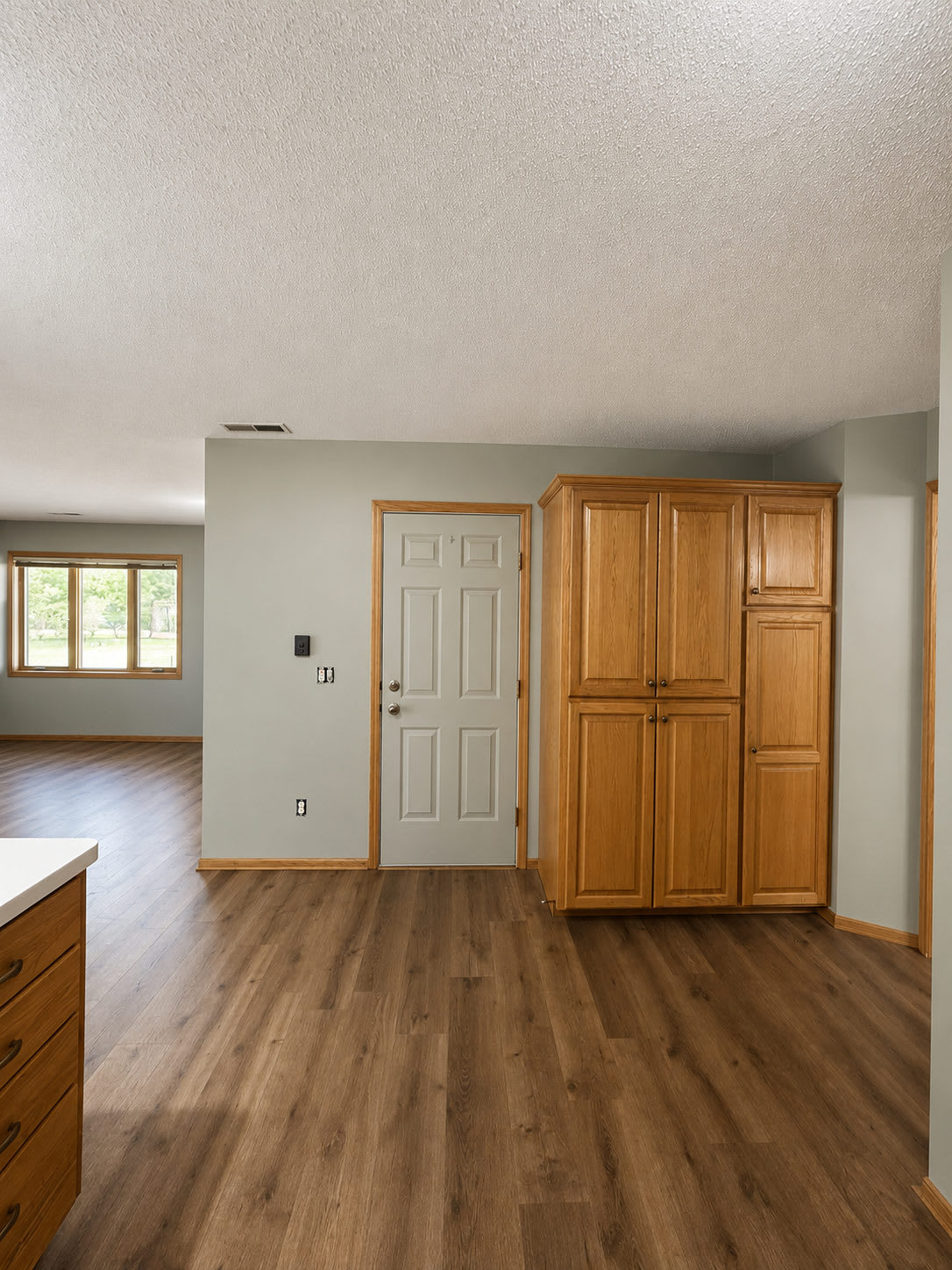 1228 Balsam Ct – photo 5