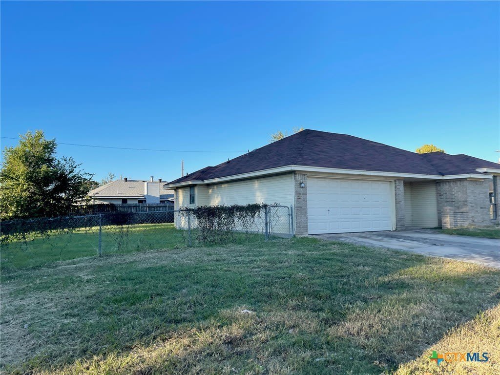 2301 Timberline Drive – photo 2