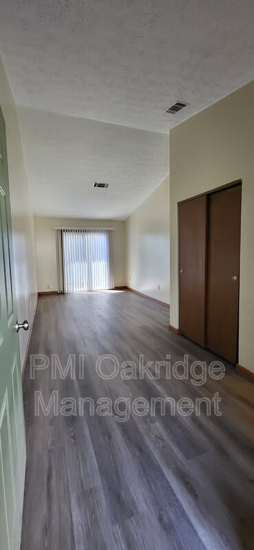 151 Bevonne Ct – photo 2