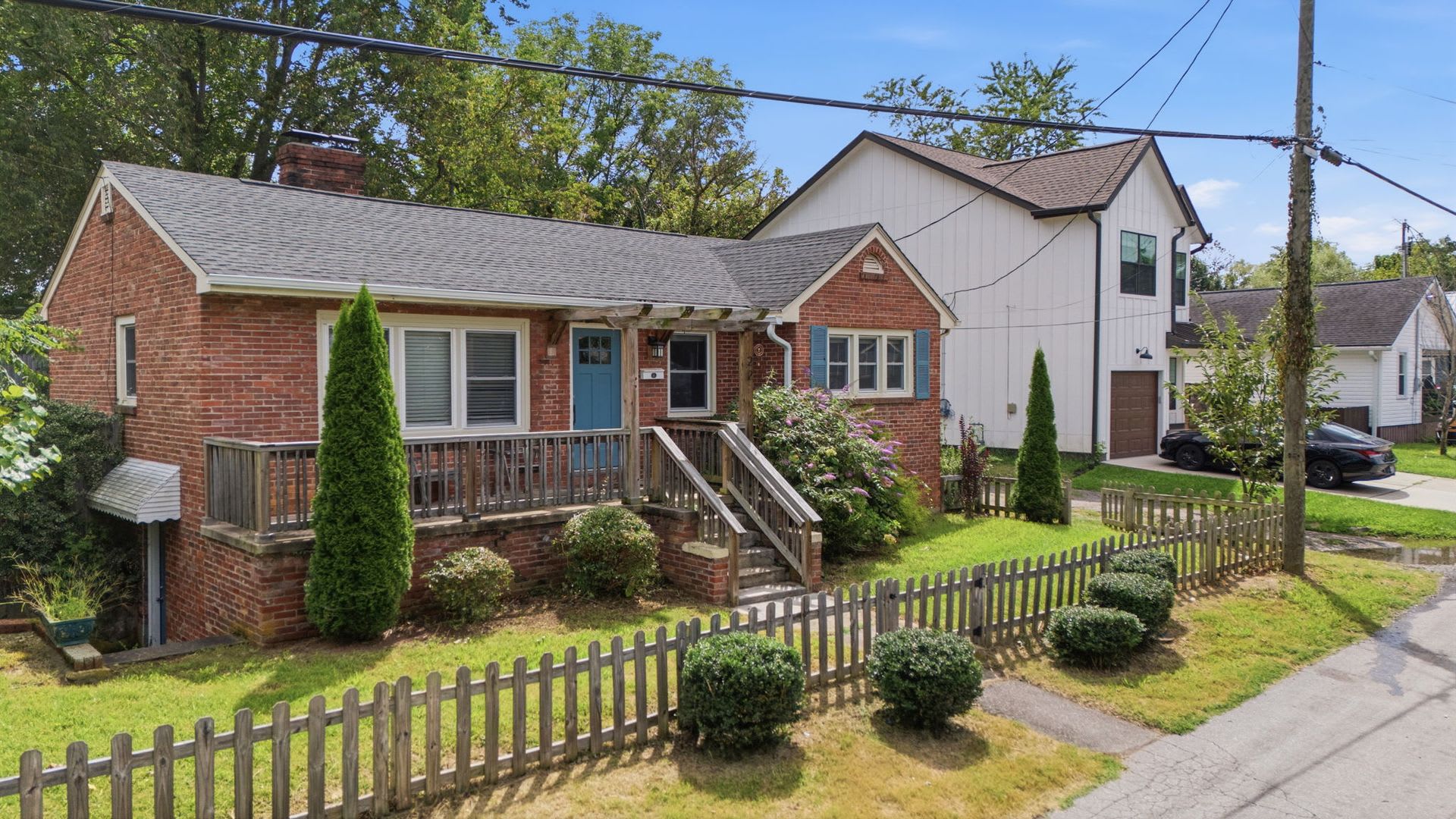 Charming West Asheville Home with Private, Fenced Backyard – photo 2