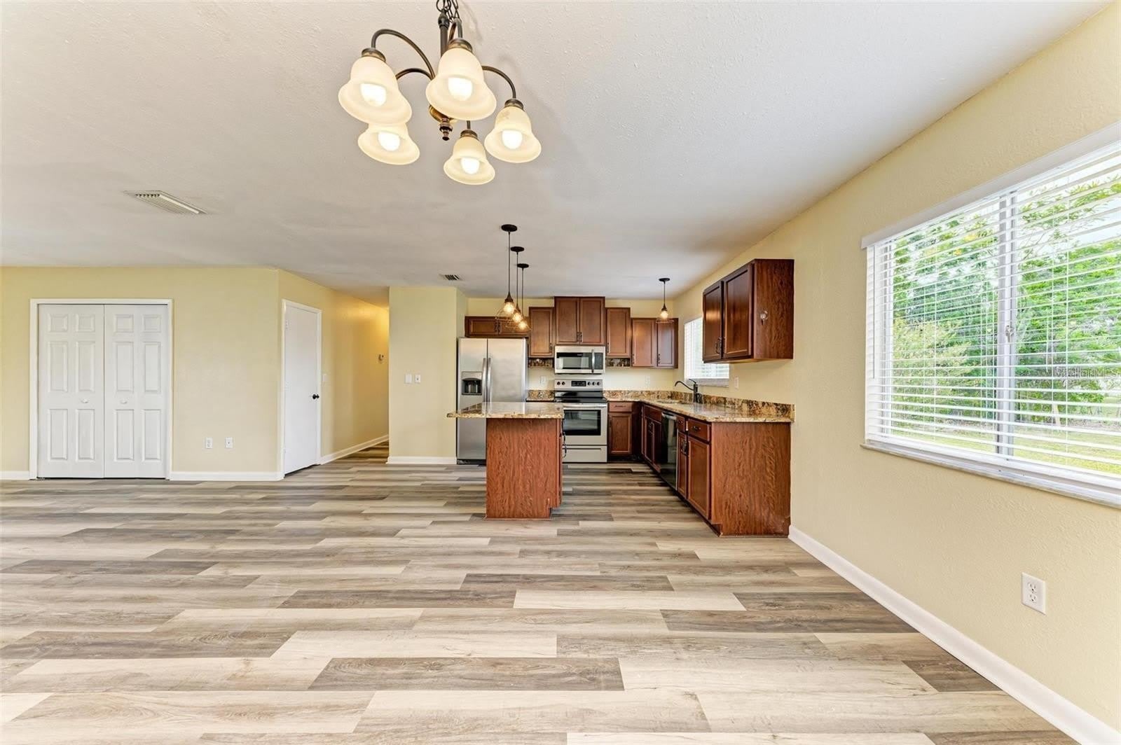 7120 ELYTON Drive – photo 4