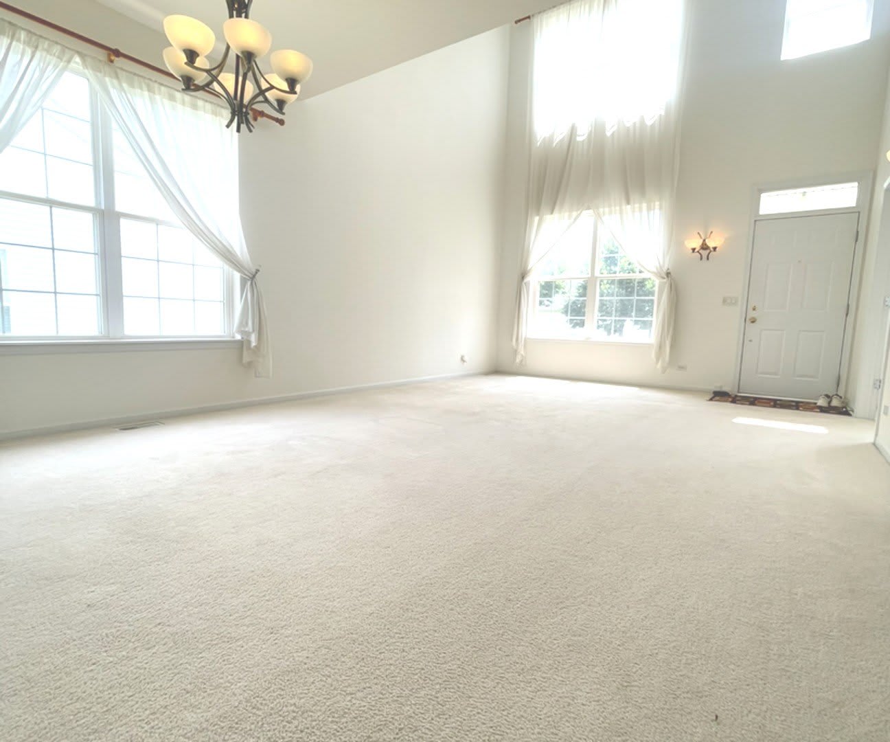 1884 FESCUE Drive – photo 2