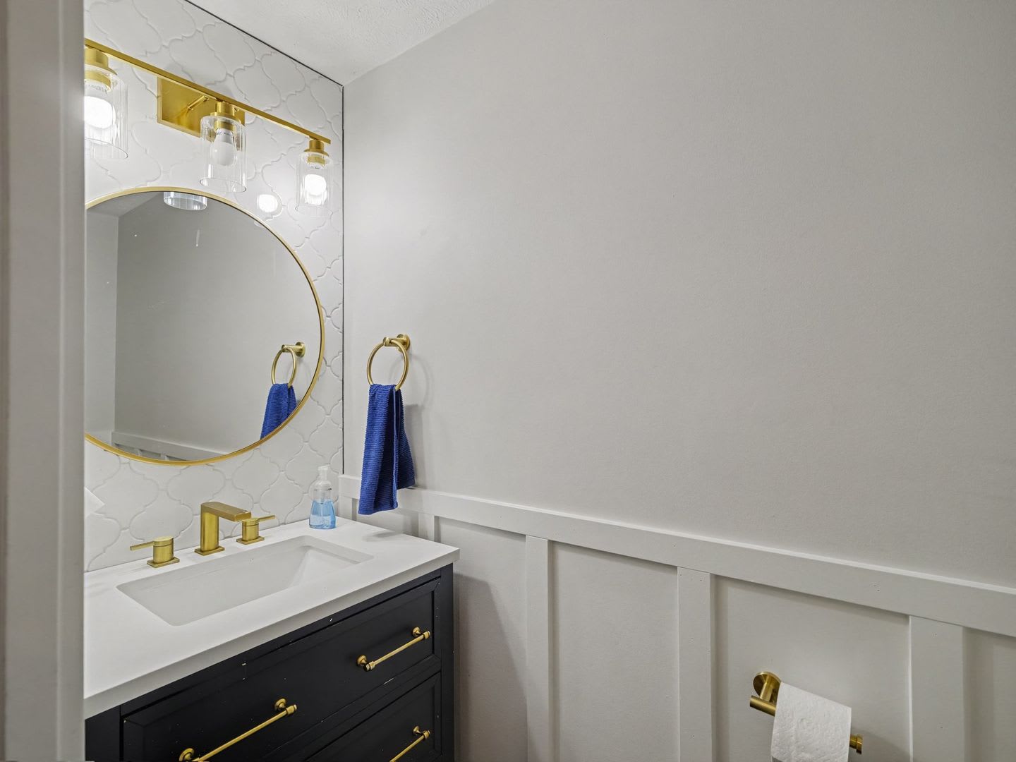 New to Elkhorn Rental Market! – photo 3