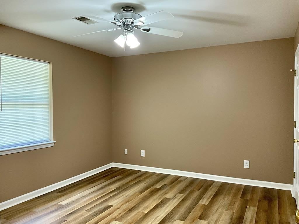 200 England Drive – photo 5