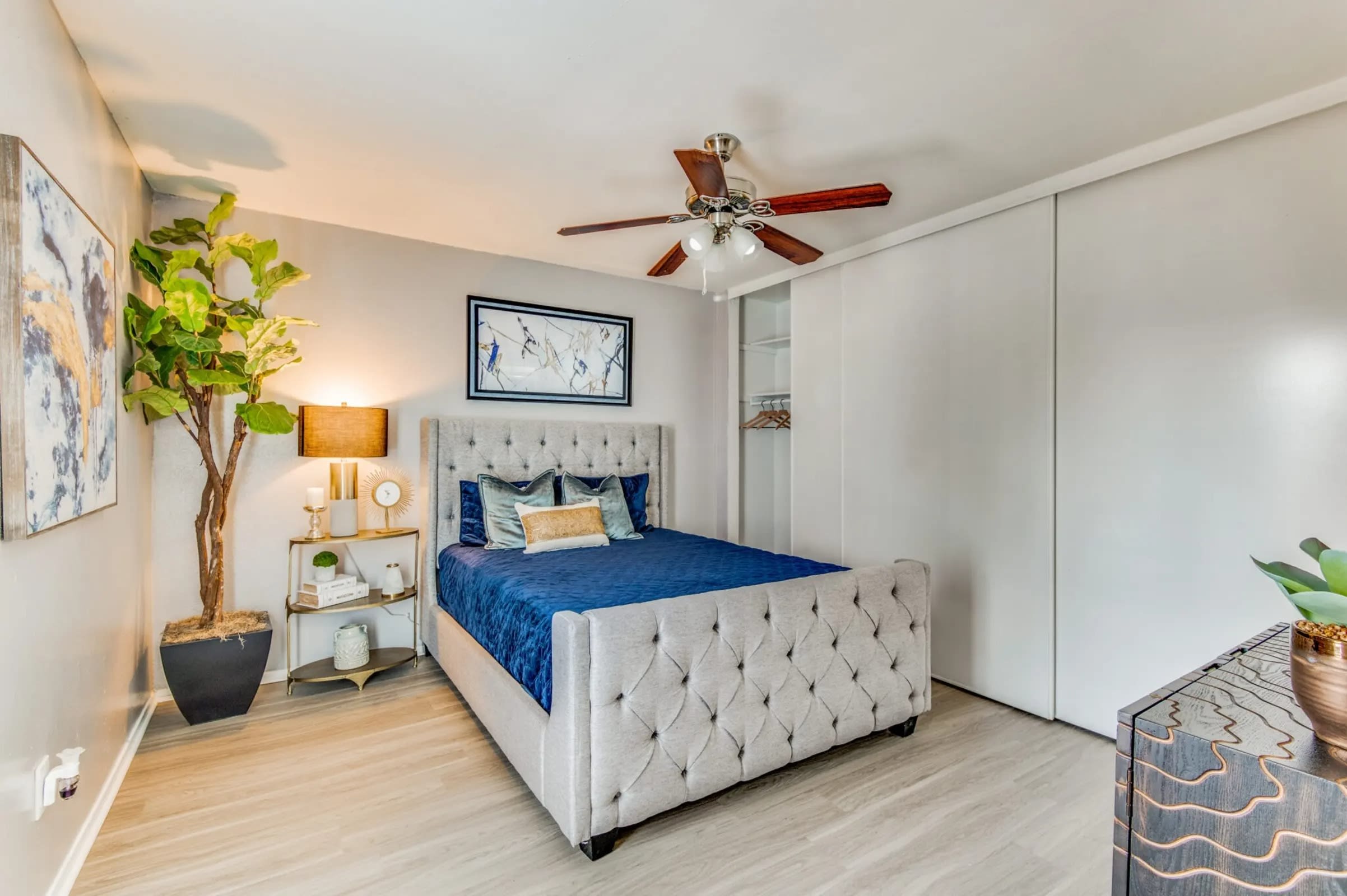 The Sherry Apartments – photo 2