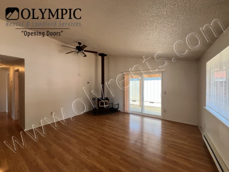 4940 Cottage Ln SE – photo 2