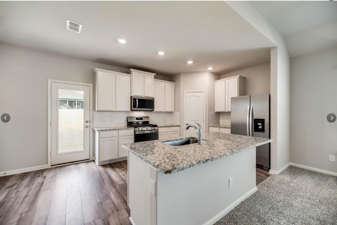 905 Calhoun Drive – photo 3