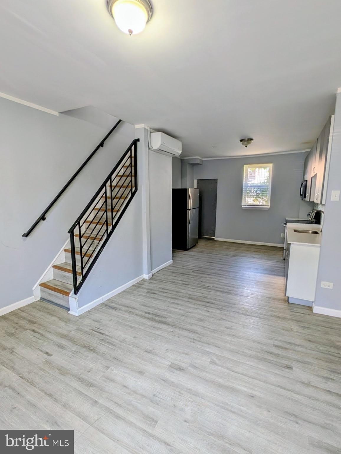 3052 N LEE Street – photo 4