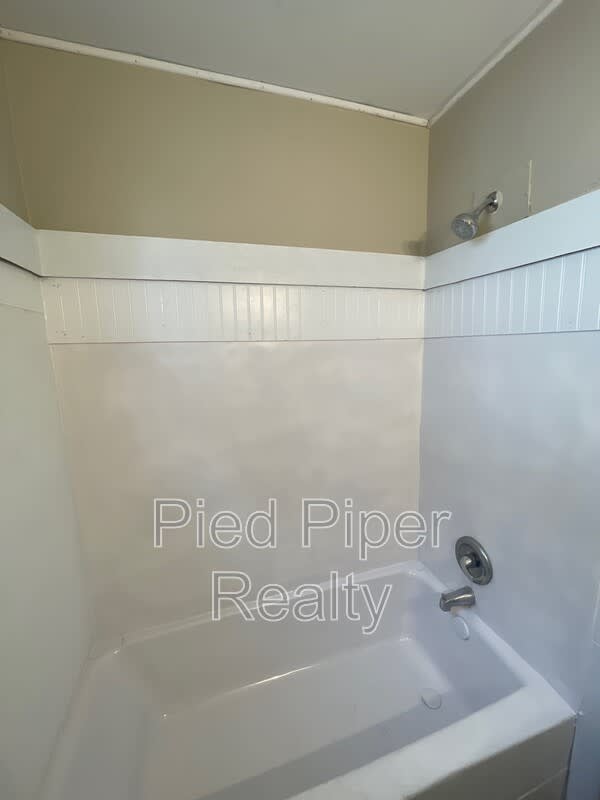 1254 S Chicago Ave – photo 3