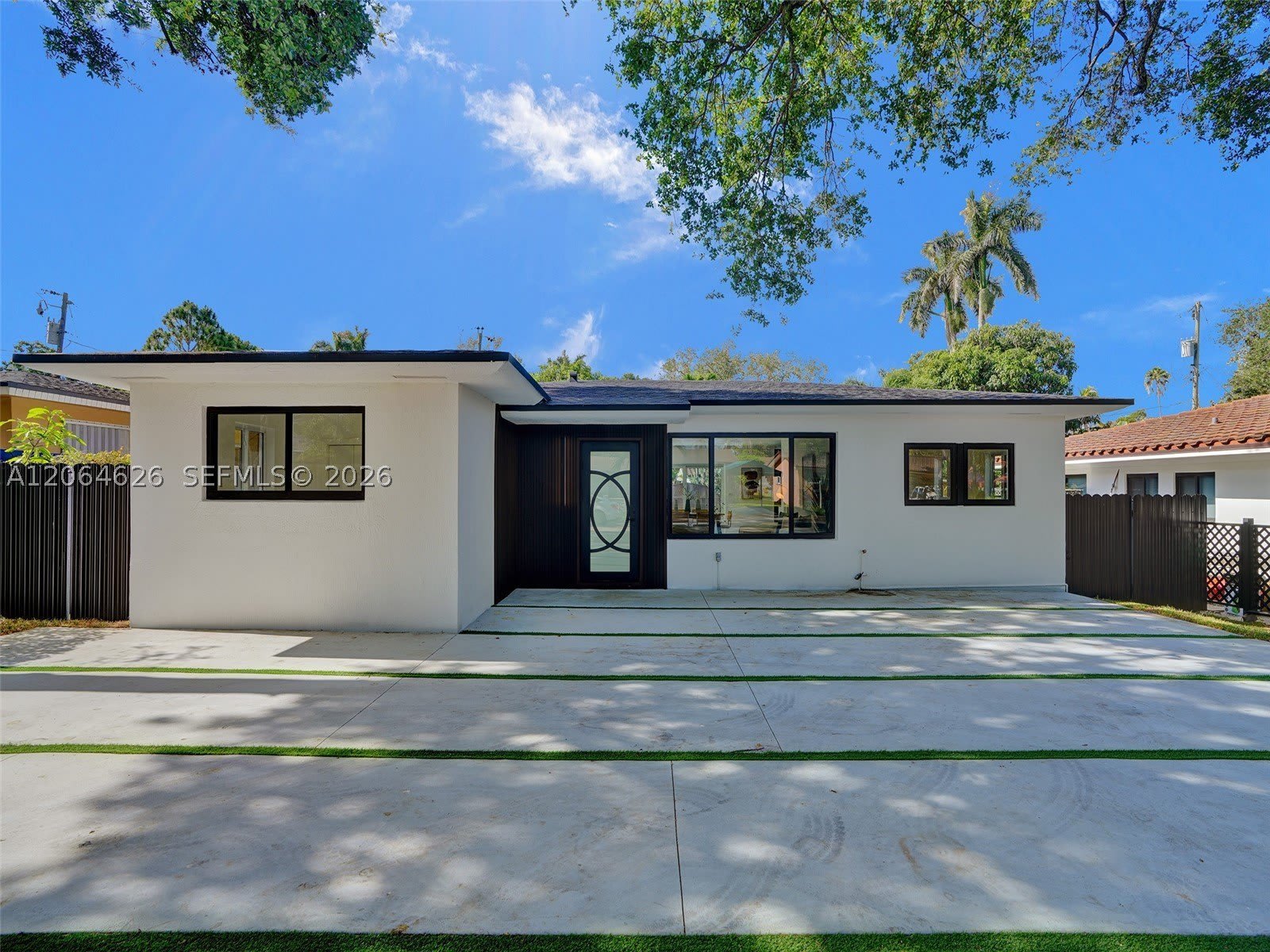 2380 NE 184th Ter – photo 5