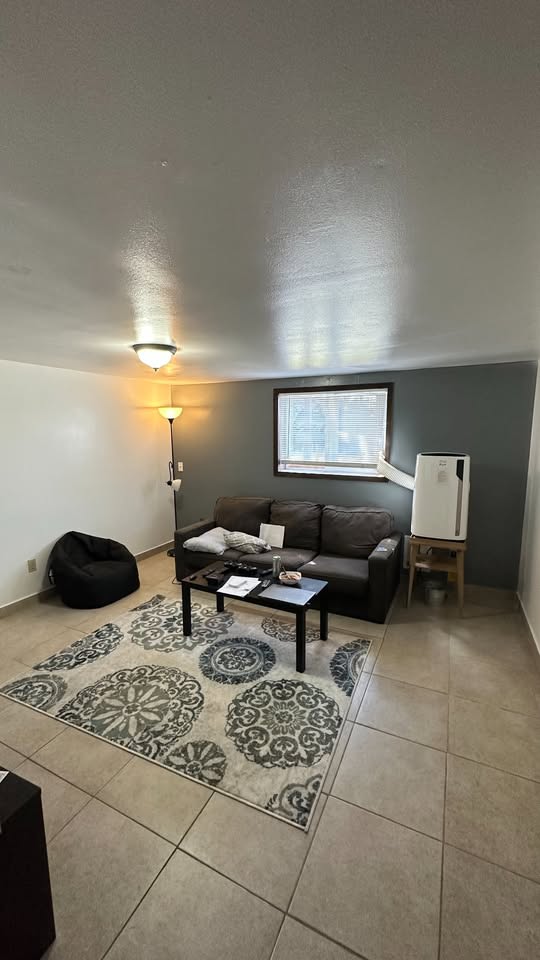 428 Leinum Ct – photo 2