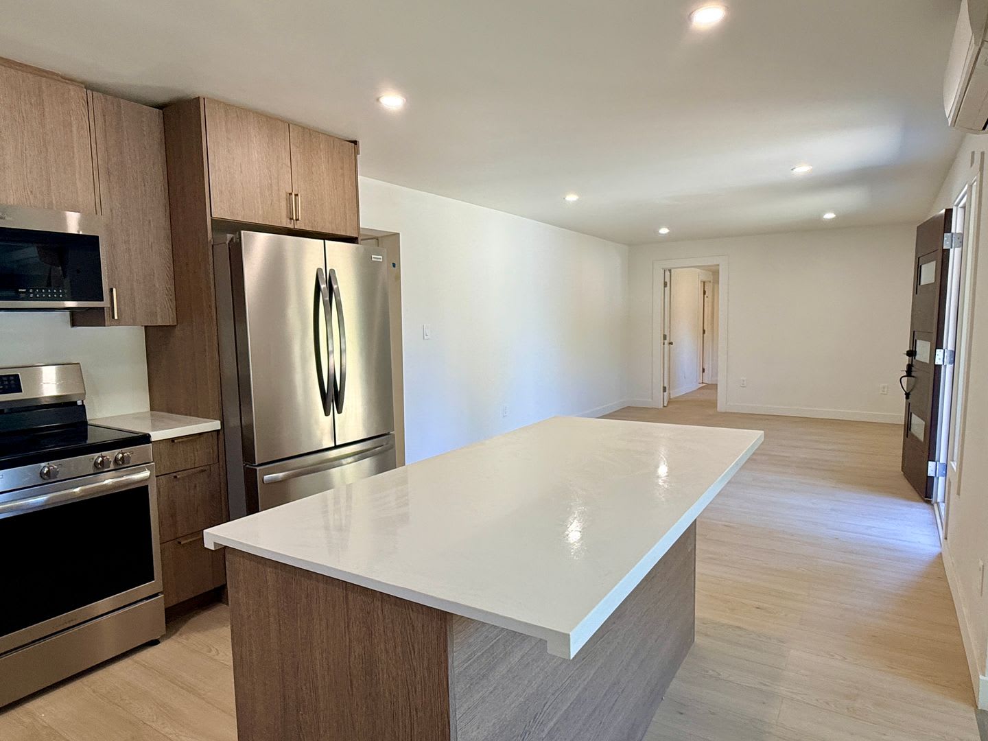 Completely Remodeled 3-Bedroom Edmonds Home – Tucked Away Yet Close to Everything – photo 4