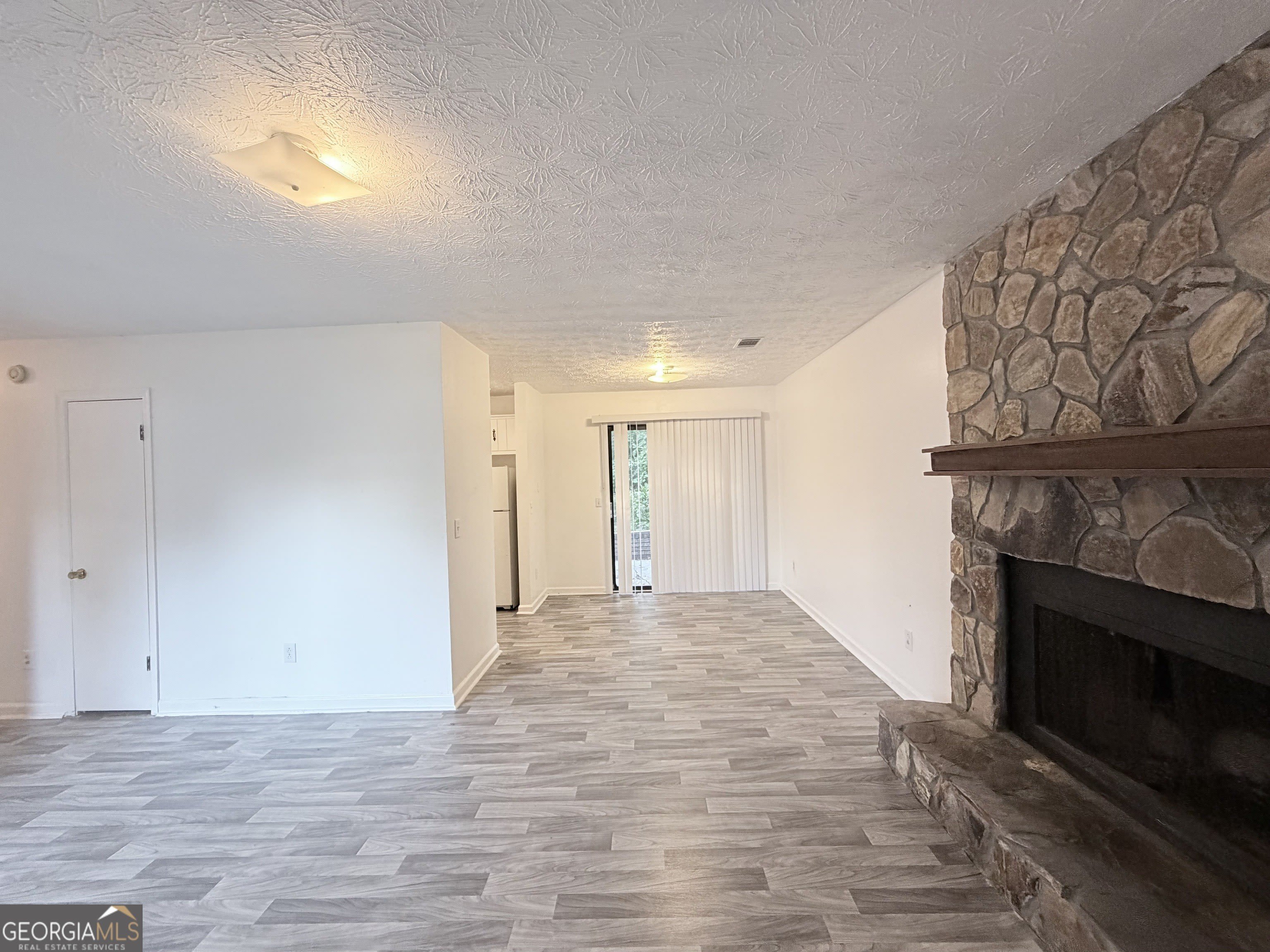 460 Rustwood Drive – photo 3