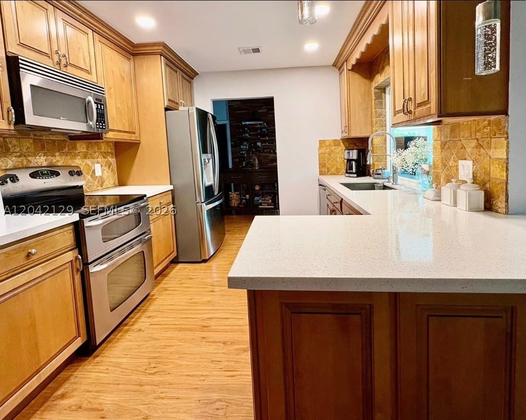 1903 NW 79th Ave – photo 3