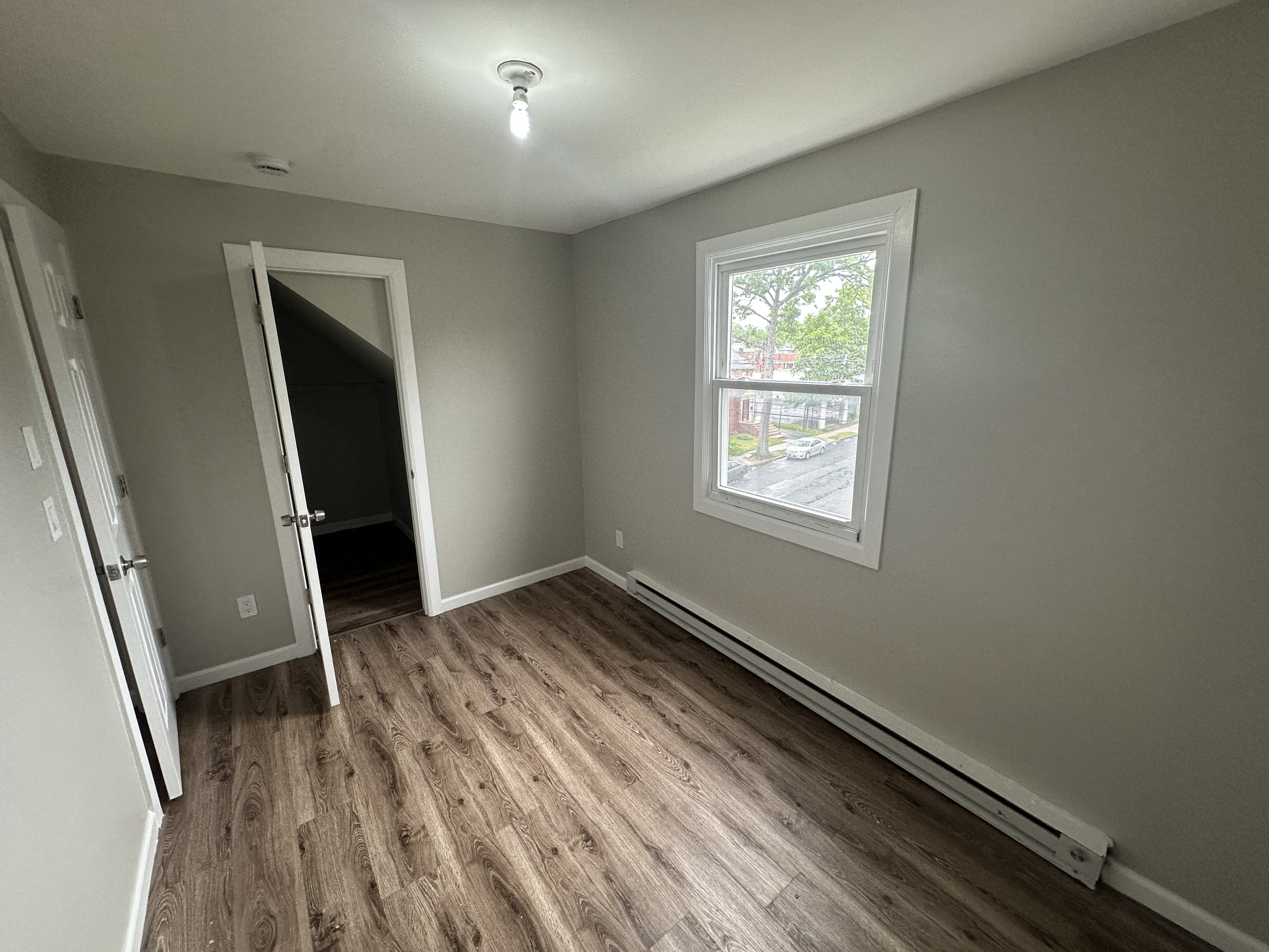 218 Hansbury Ave – photo 2