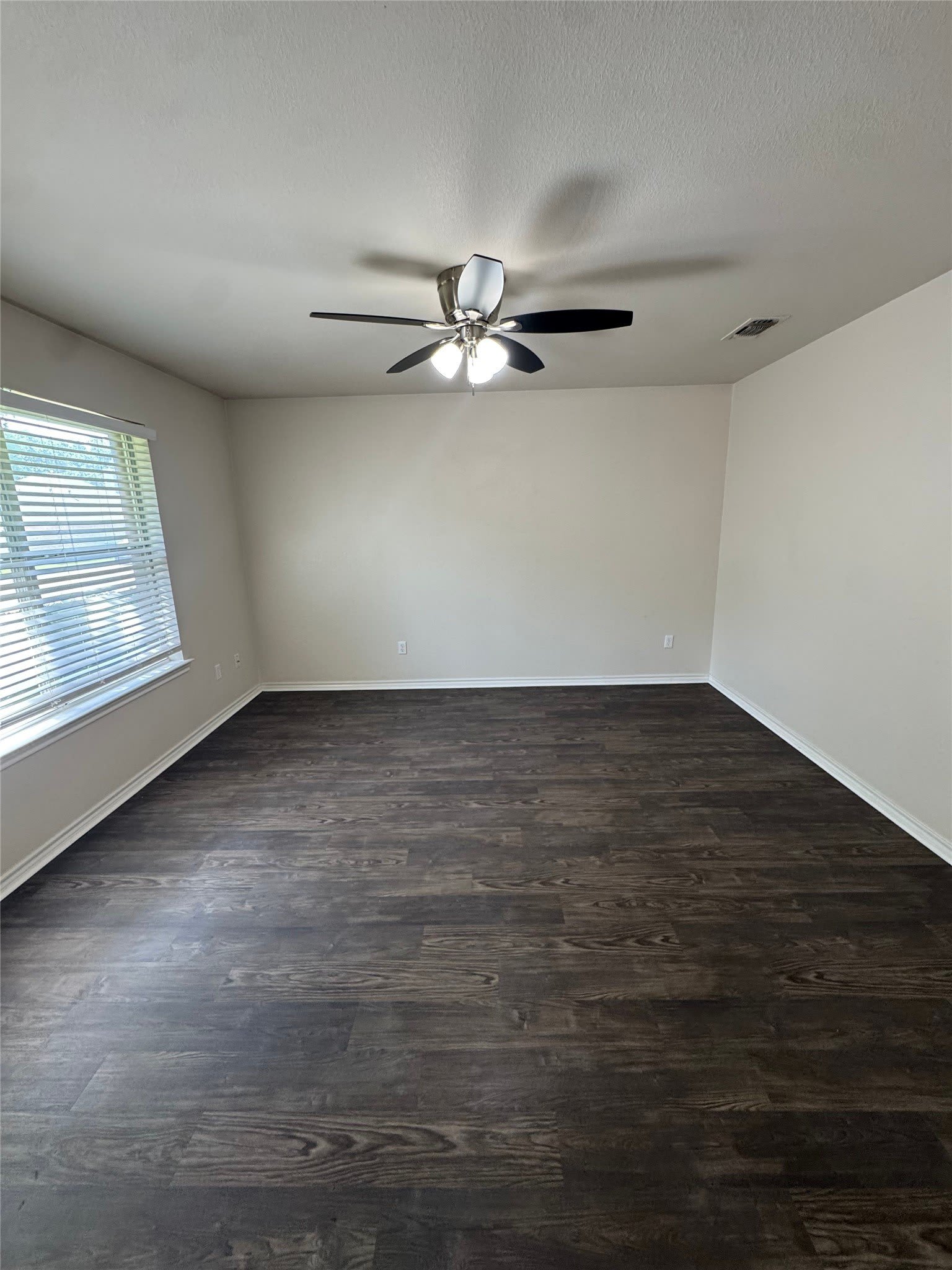 957 Austin Court – photo 4