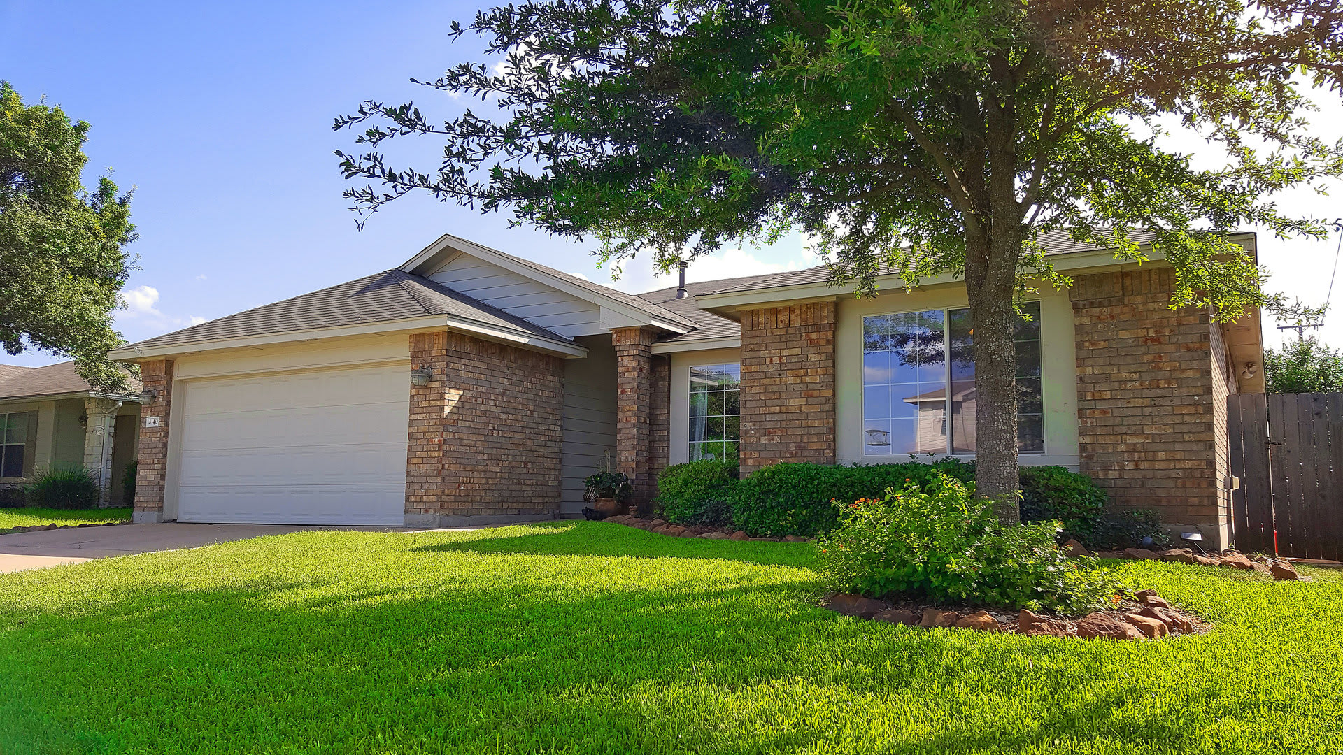3 Bedroom Round Rock home with a large office space! Excellent Schools! – photo 1
