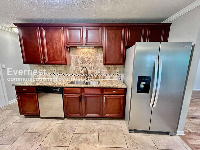 655 South Preston Court – photo 5